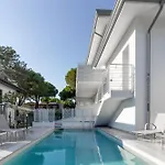 Apartamento Modern Flat With Shared Pool And Terrace Bibione